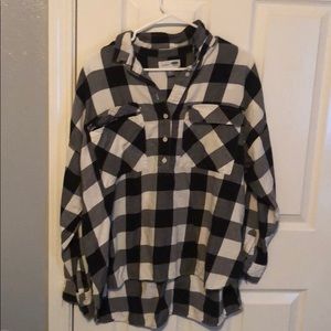 Old navy long sleeve shirt